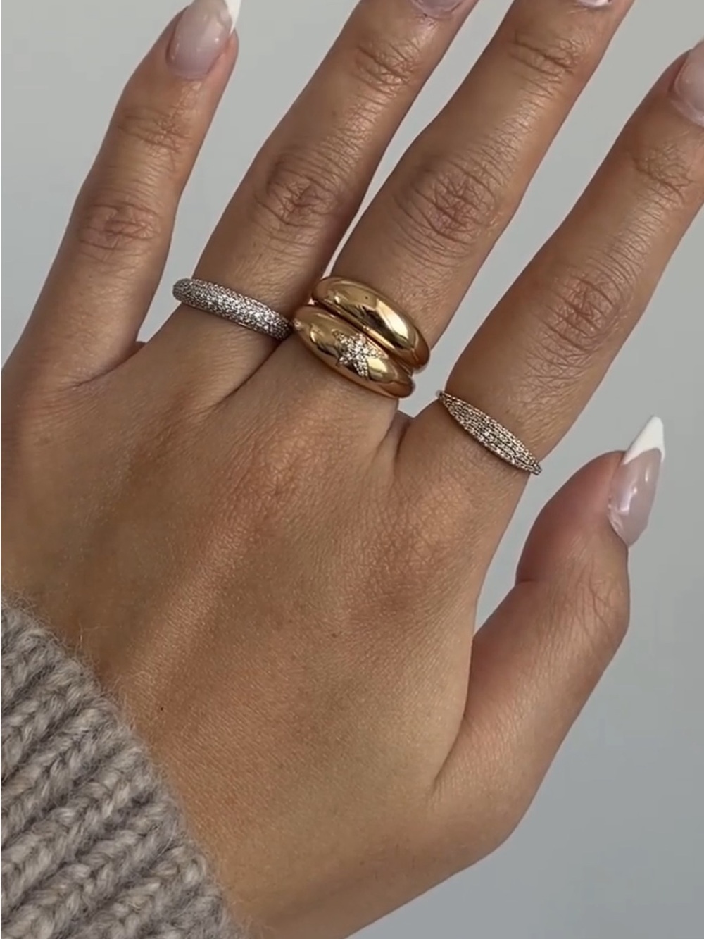 Mejuri | Ring | Mejuri Thin Dome Ring | 14k Yellow Gold - Picture 10 of 12